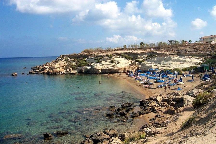 Kapary Lägenhet Paralimni Exteriör bild